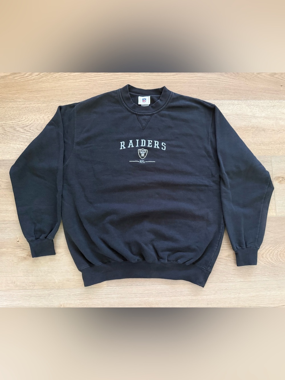 Vintage 90s NFL Raiders Embroidered Crewneck Sweatshirt Large Black